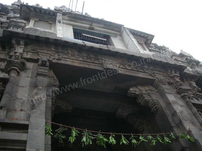 [Image: Varadaraja-Perumal-Temple-Kanchipuram%20%20(7).jpg]