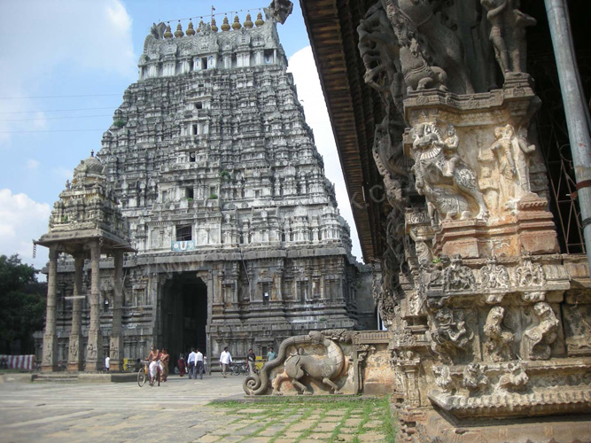 [Image: Varadaraja-Perumal-Temple-Kanchipuram%20%20(8).jpg]
