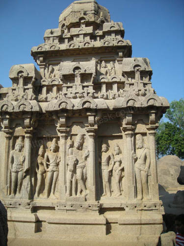 [Image: mahabalipuram%20(13).jpg]
