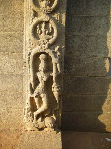 [Image: mahabalipuram%20(24).jpg]