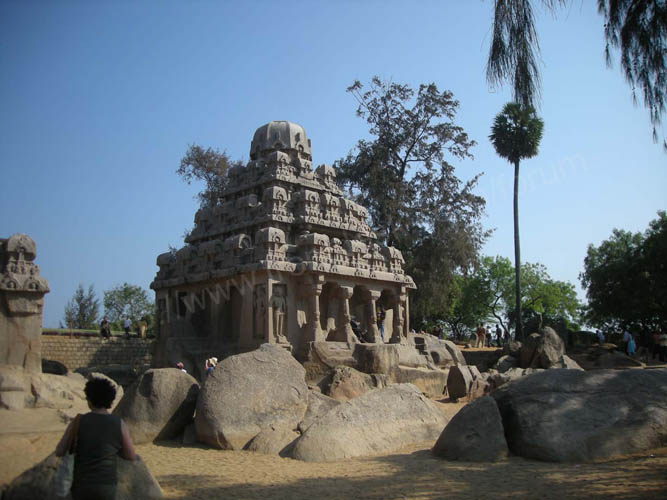 [Image: mahabalipuram%20(5).jpg]