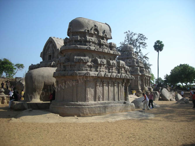 [Image: mahabalipuram%20(8).jpg]