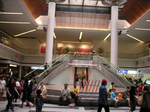 [Image: mall-interior%20(17).jpg]