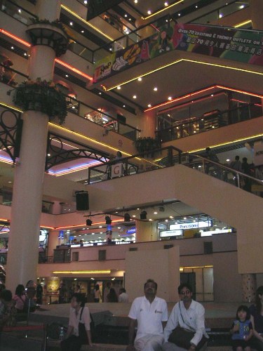[Image: mall-interior%20(19).jpg]