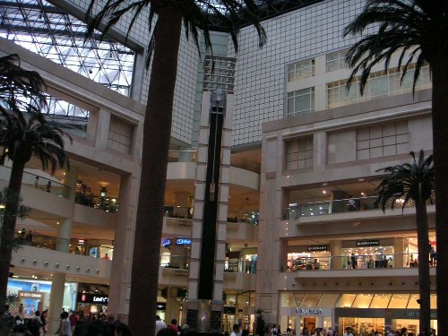 [Image: mall-interior%20(62).jpg]
