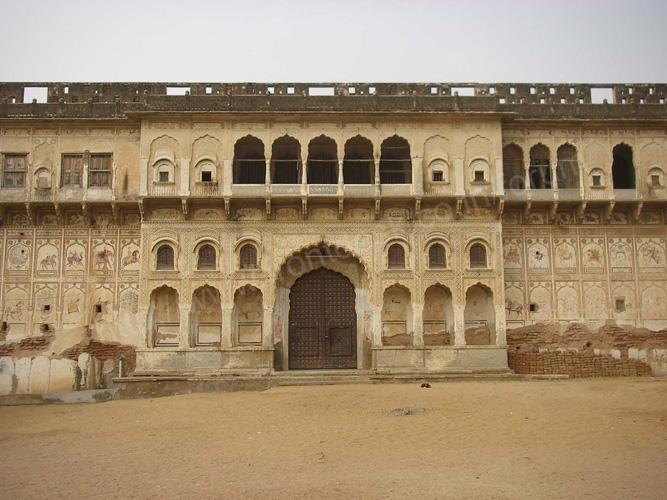 [Image: navalgarh%20(20).jpg]