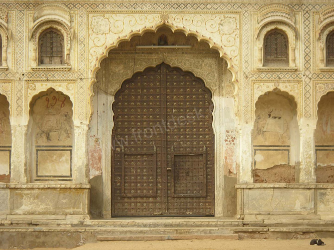 [Image: navalgarh%20(21).jpg]