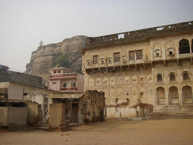 [Image: navalgarh%20(23).jpg]