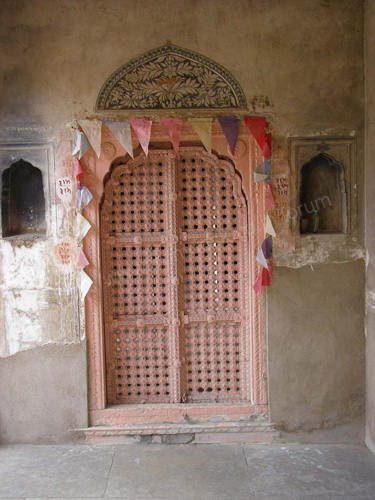[Image: navalgarh%20(40).jpg]