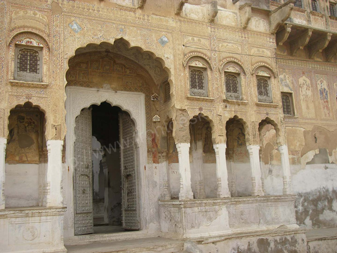 [Image: navalgarh%20(41).jpg]