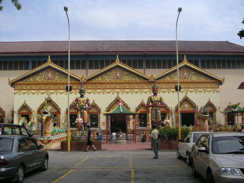 [Image: temple%20facade%20(2).jpg]