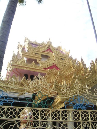[Image: temple%20facade%20(3).jpg]