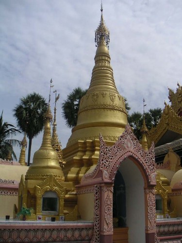 [Image: temple%20facade%20(4).jpg]